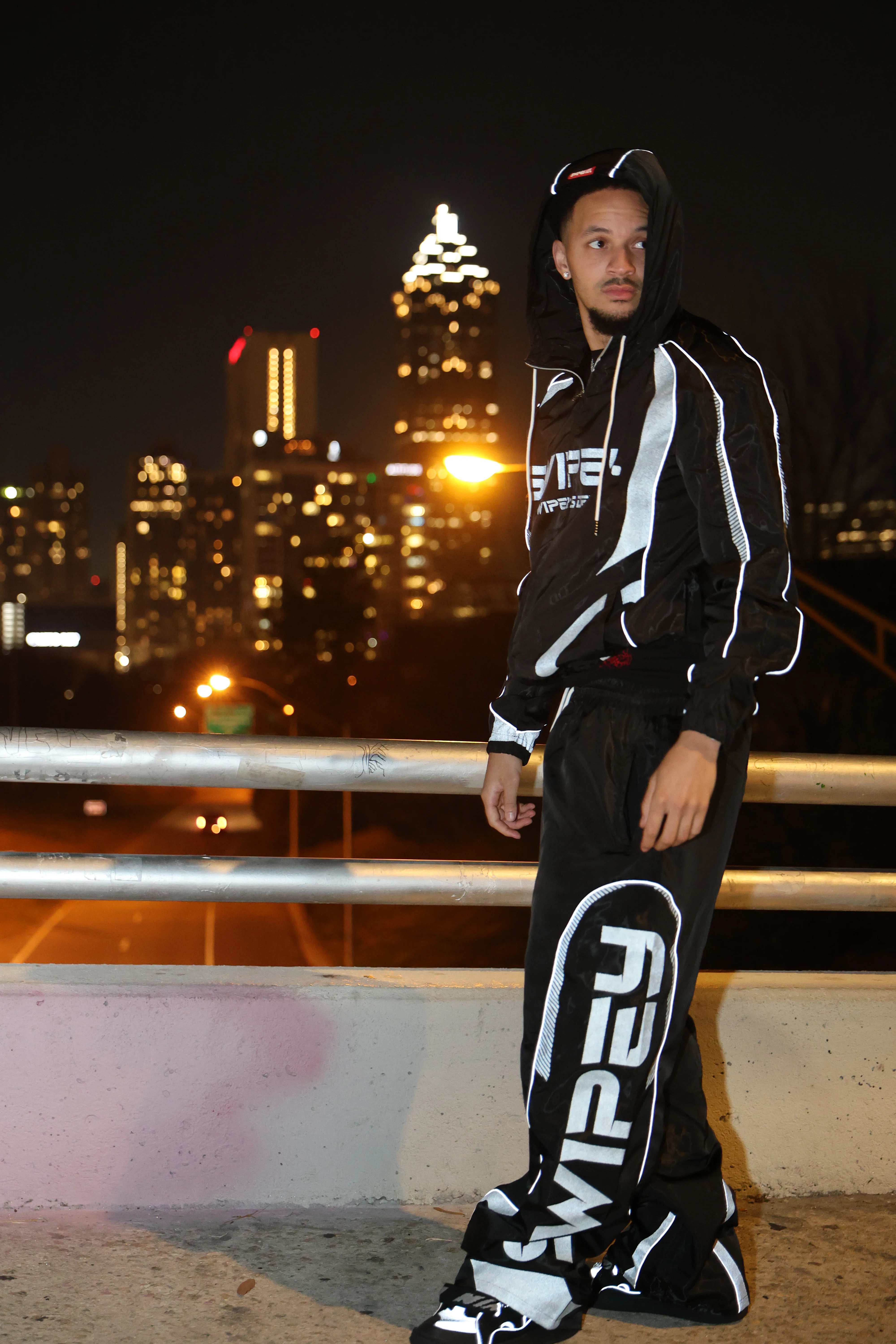 Black V2 Windbreaker - Image 11