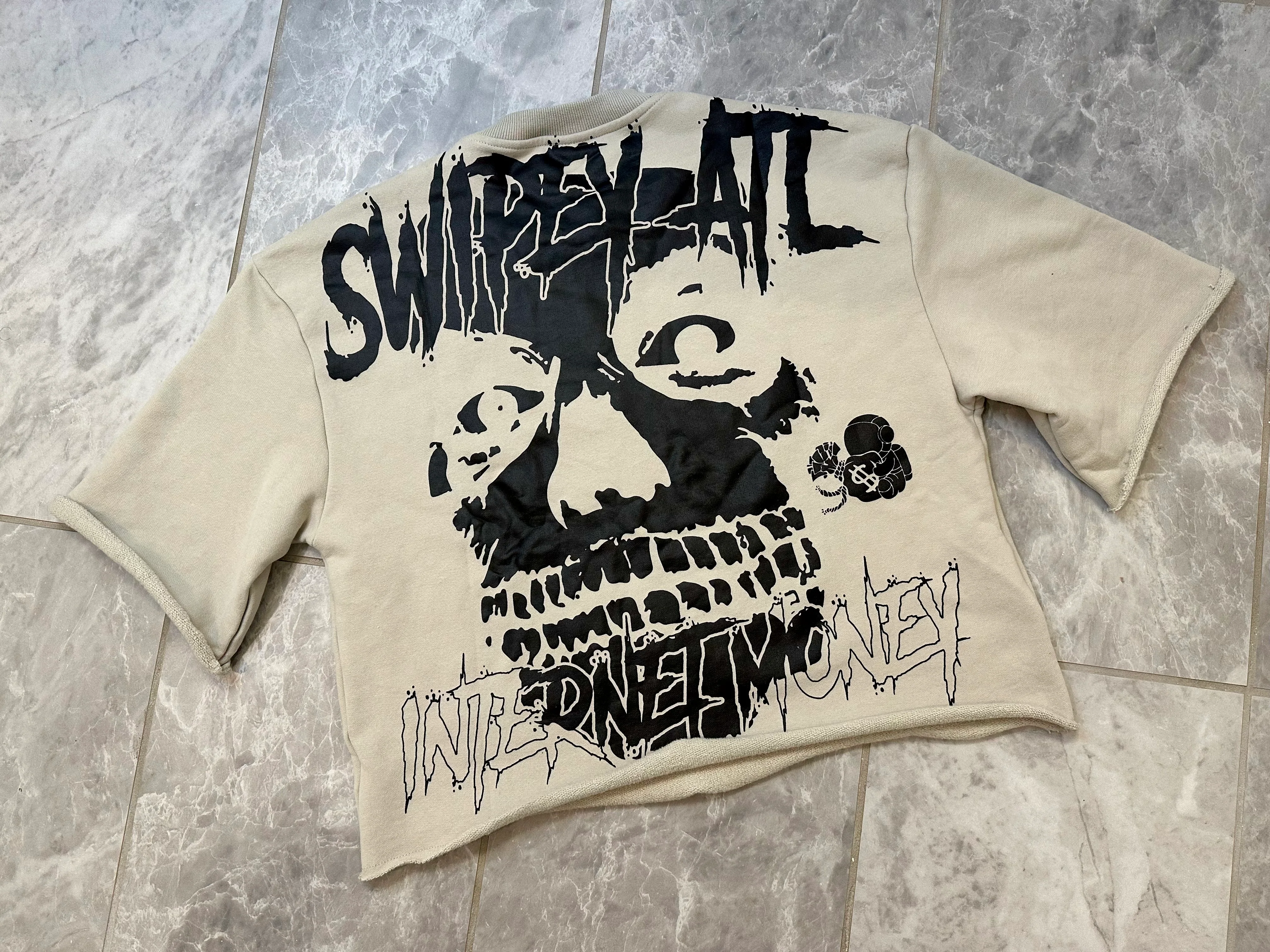 Space Gray Internet Money Cropped Tee - Image 7